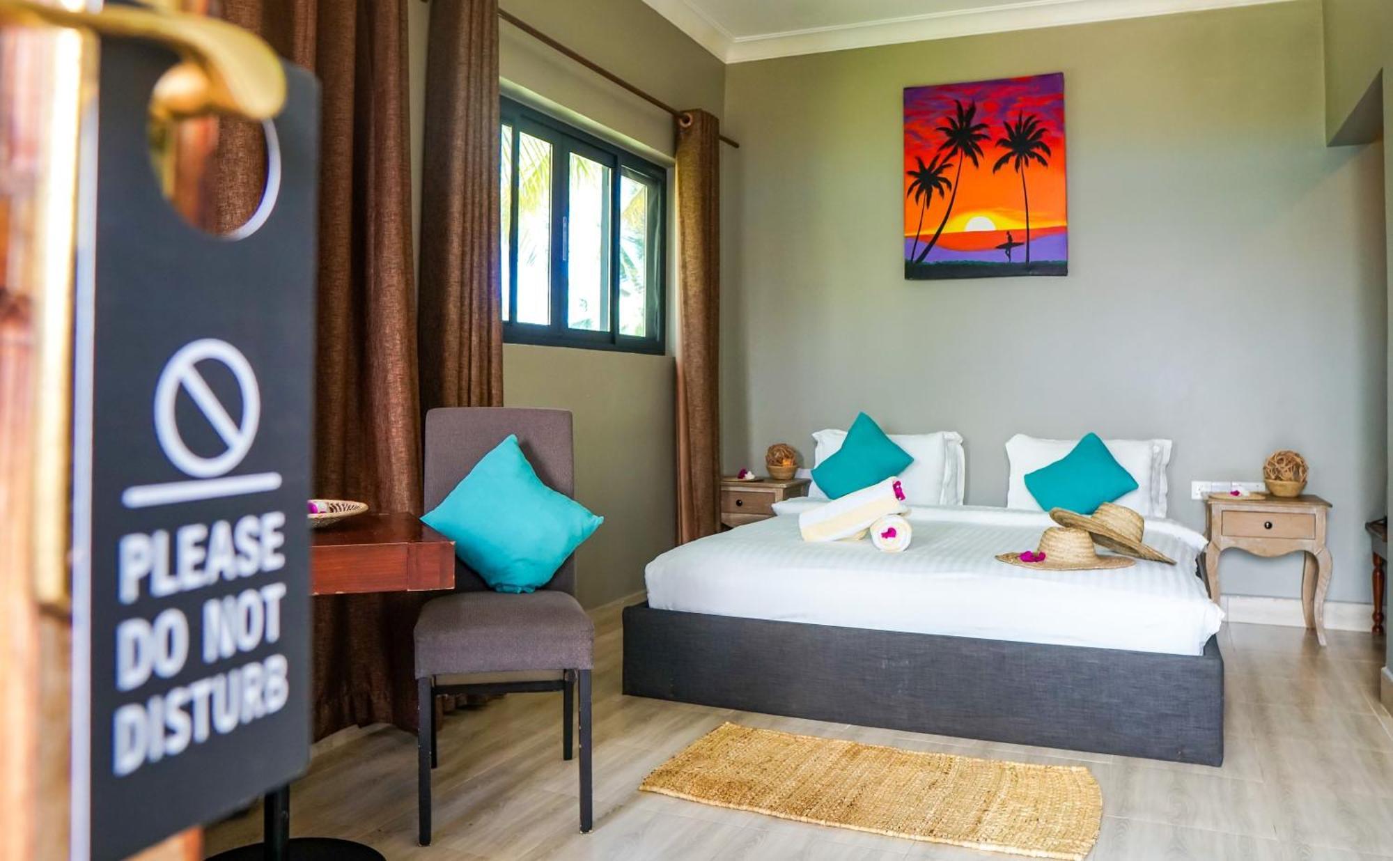 גאמביאני Aquamarina Hotel מראה חיצוני תמונה