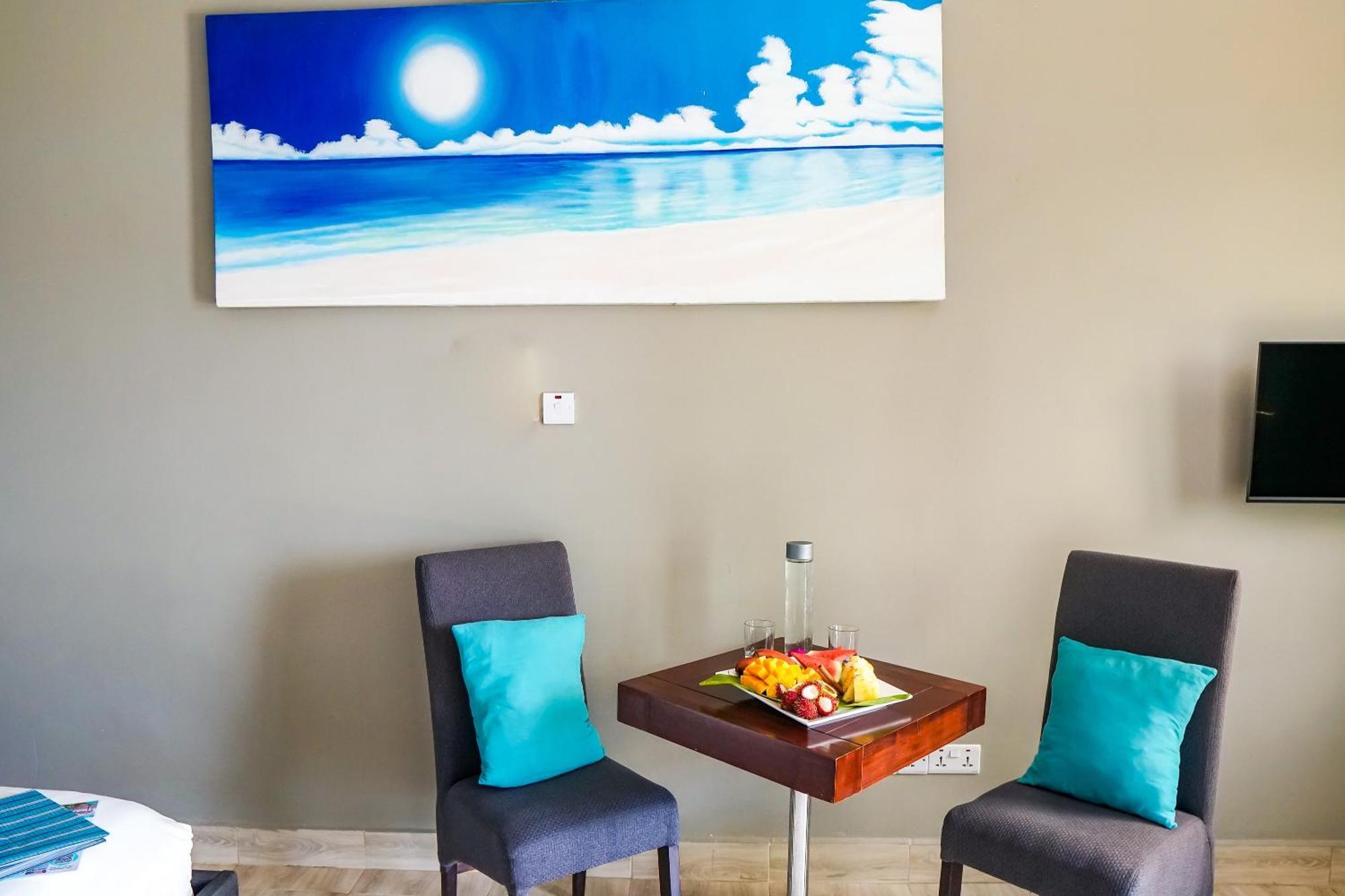 גאמביאני Aquamarina Hotel מראה חיצוני תמונה